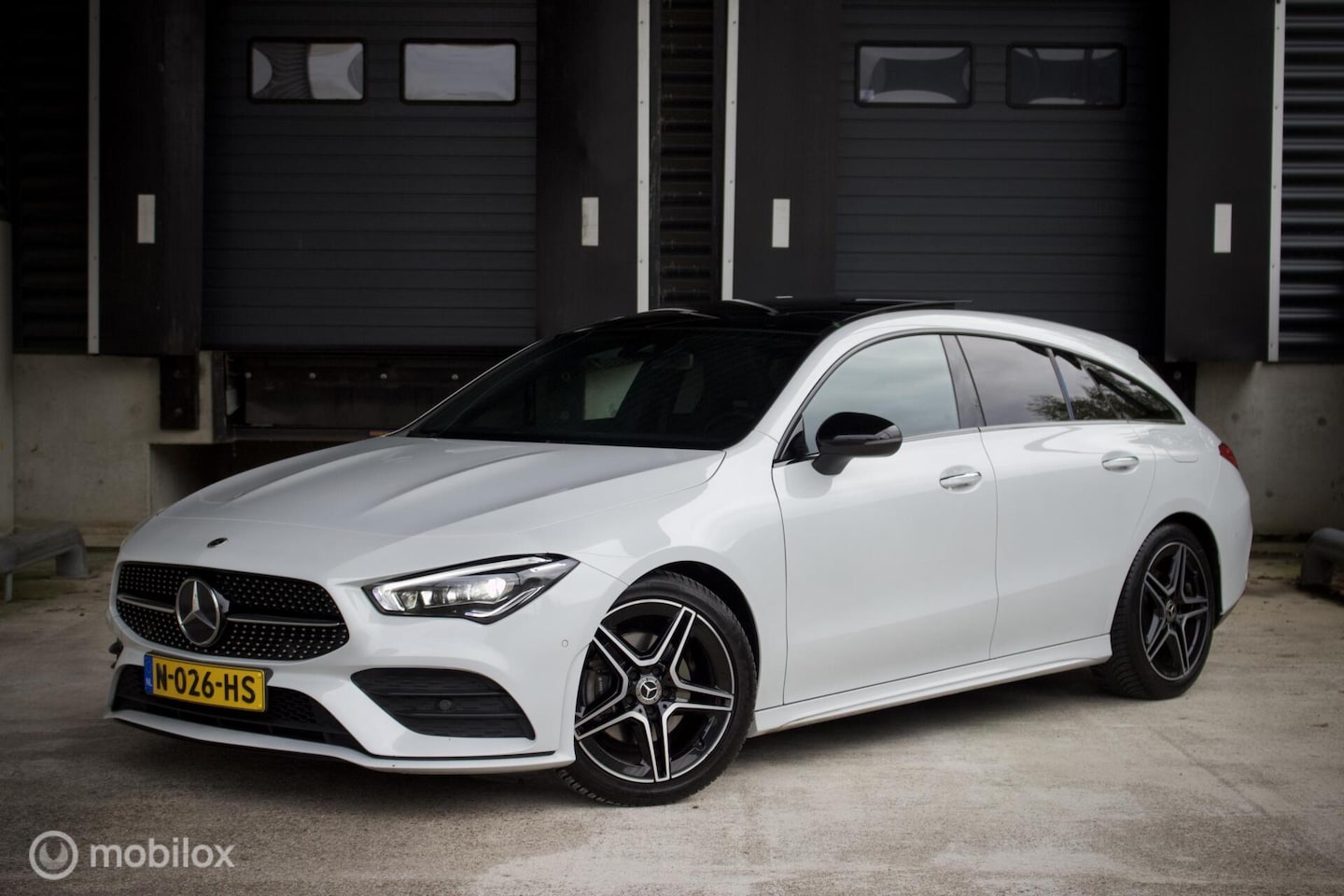 Mercedes-Benz CLA-klasse Shooting Brake - 180 Business Solution AMG 180 Business Solution AMG - AutoWereld.nl