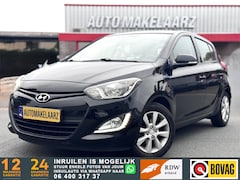 Hyundai i20 - 1.2i i-Deal | START/STOP TREKHAAK NAVIGATIE