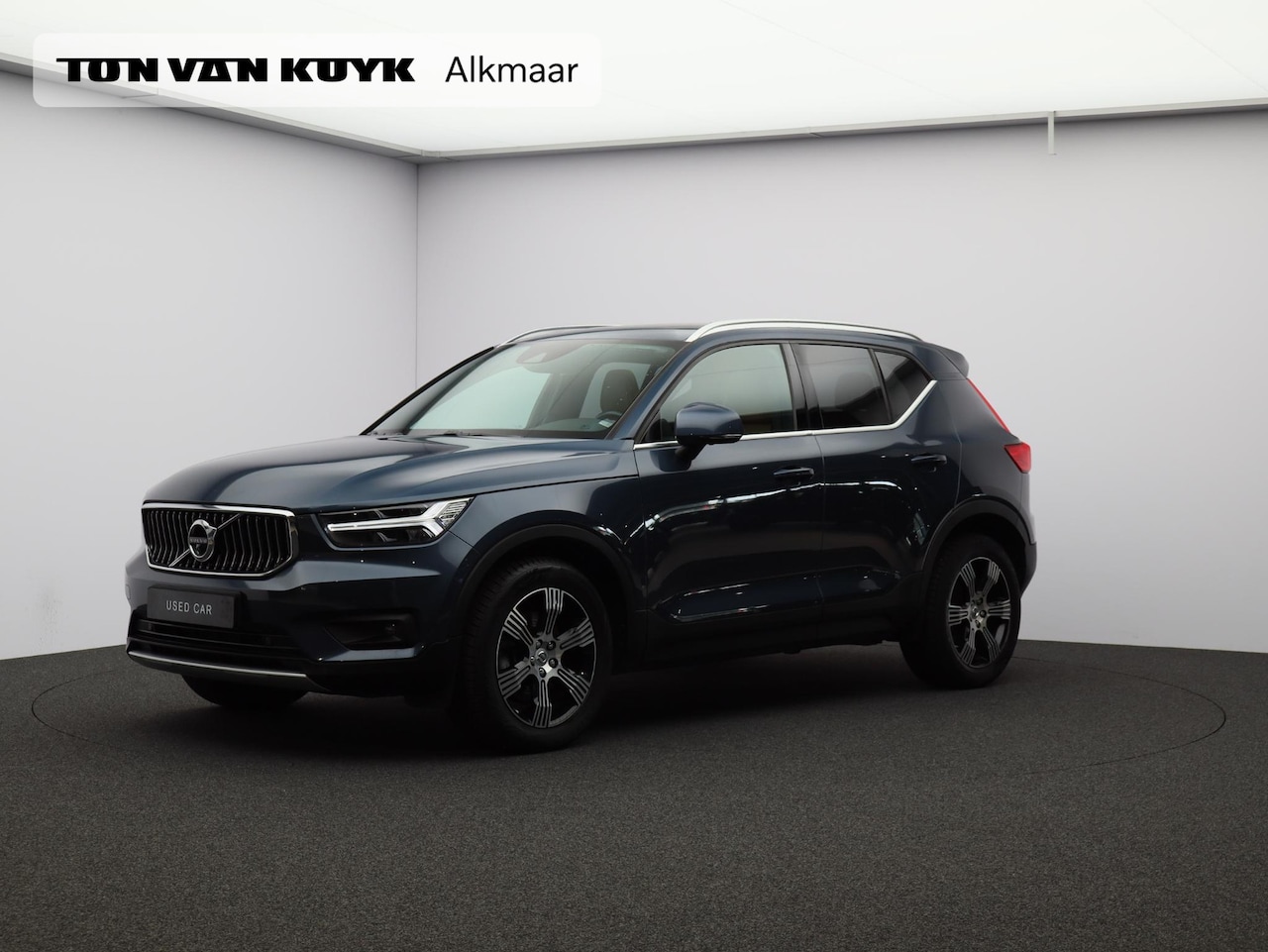 Volvo XC40 - T5 247PK AWD Inscription / Panoramisch Dak / Trekhaak / 360gr Camera / Elek. Verstelbare S - AutoWereld.nl