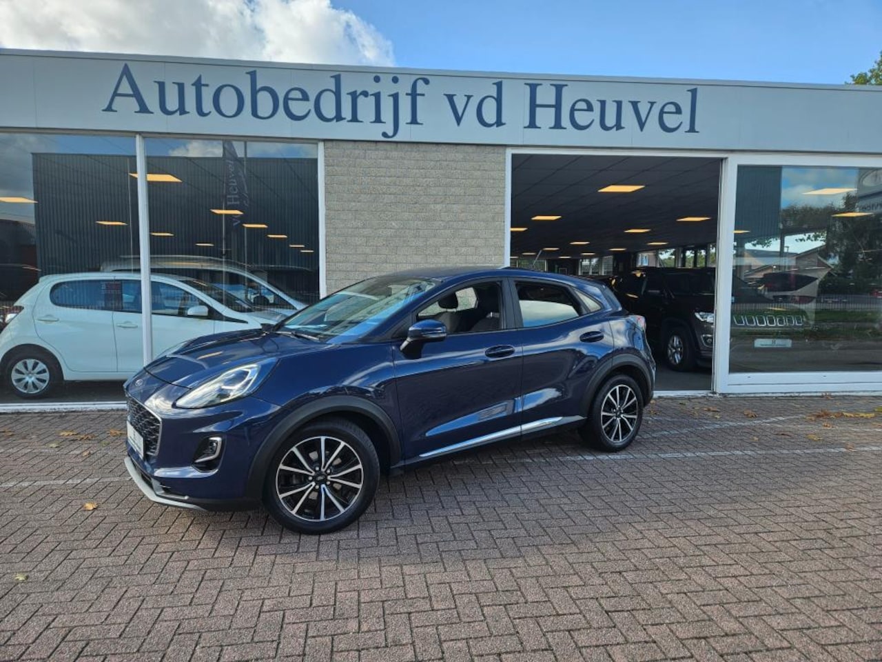 Ford Puma - 1.0 EcoBoost Hybrid Titanium *Massage stoelen*Carplay*Led pack*Cruise*automatische lichten - AutoWereld.nl