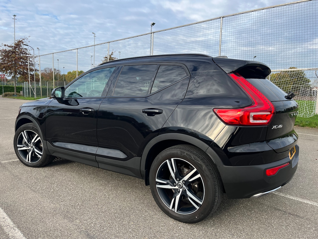 Volvo XC40 - 1.5 T5 Twin Engine R-Design - AutoWereld.nl