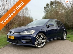 Volkswagen Golf - 1.5 TSI Highline Business R Automaat | Panoramadak | Camera | Apple CarPlay/Android Auto |