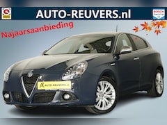 Alfa Romeo Giulietta - 1.4 Turbo Super / Clima / Cruisecontrol / Bluetooth