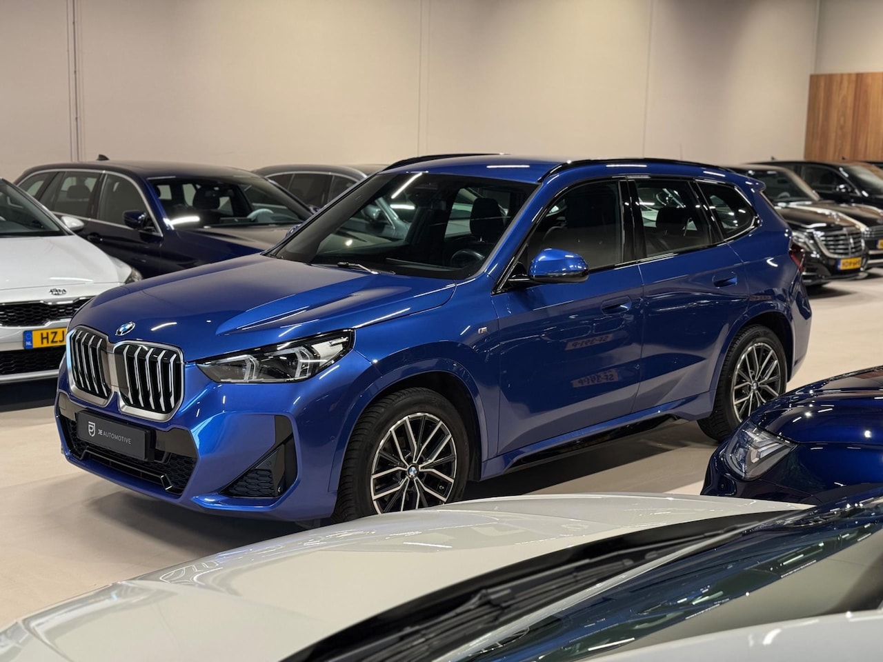 BMW X1 - SDrive18i M-Pakket, Facelift, Wide Screen, Apple Carplay, Android Auto, Voll Led, Ambiënte - AutoWereld.nl