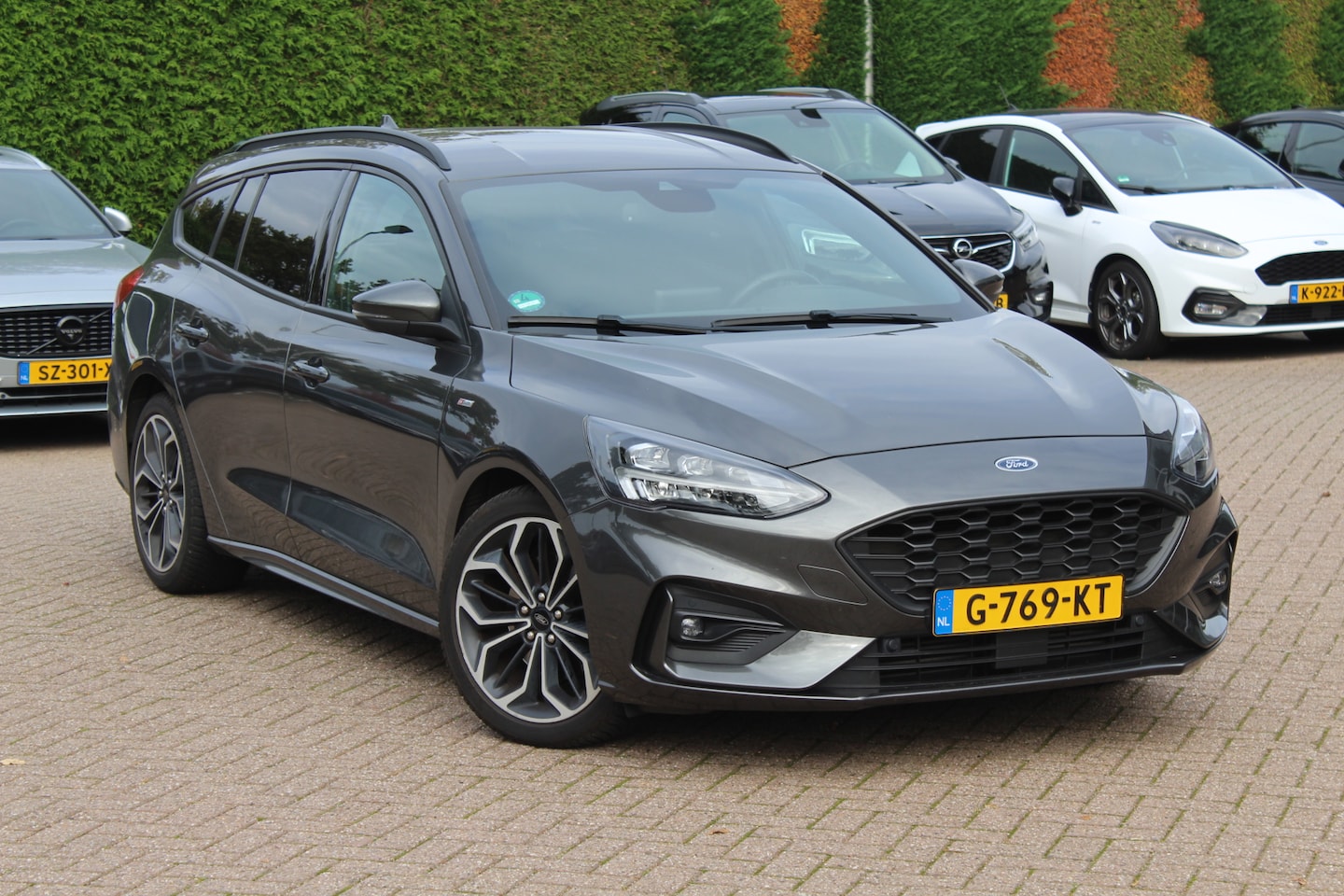 Ford Focus Wagon - 1.5 EcoBoost ST Line Business / Camera / Navigatie / Keyless / 18'' / Stuurverwarming / DA - AutoWereld.nl
