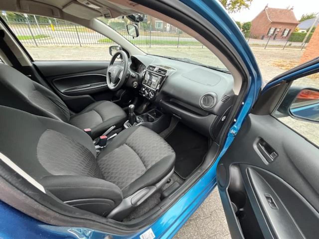 Mitsubishi Space Star - 1.2 Cool+ 1.2 cool+, nwe allseason banden , 1 jaar Bovag