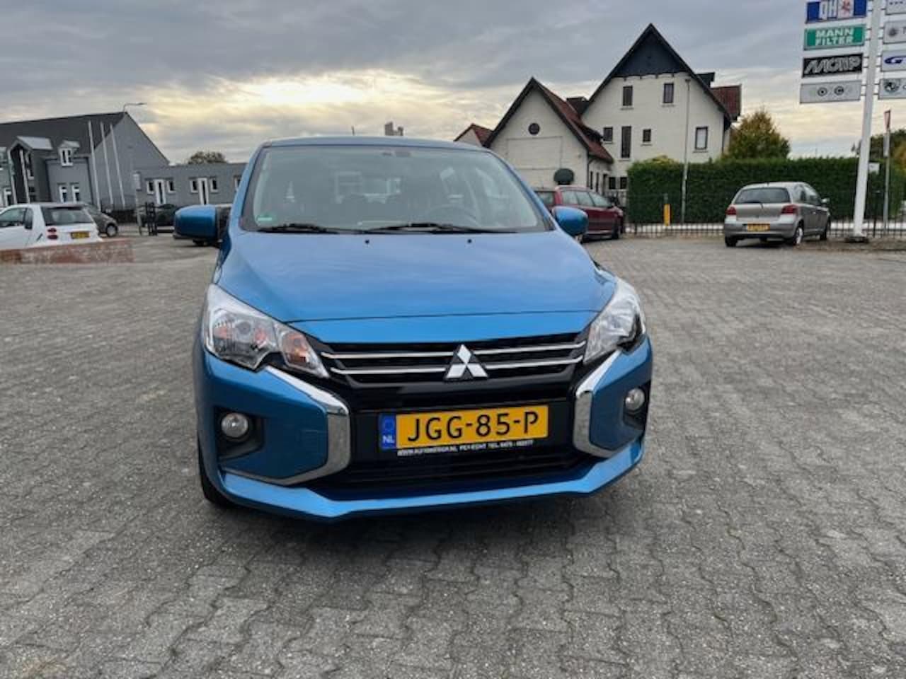Mitsubishi Space Star - 1.2 Cool+ 1.2 cool+, nwe allseason banden , 1 jaar Bovag