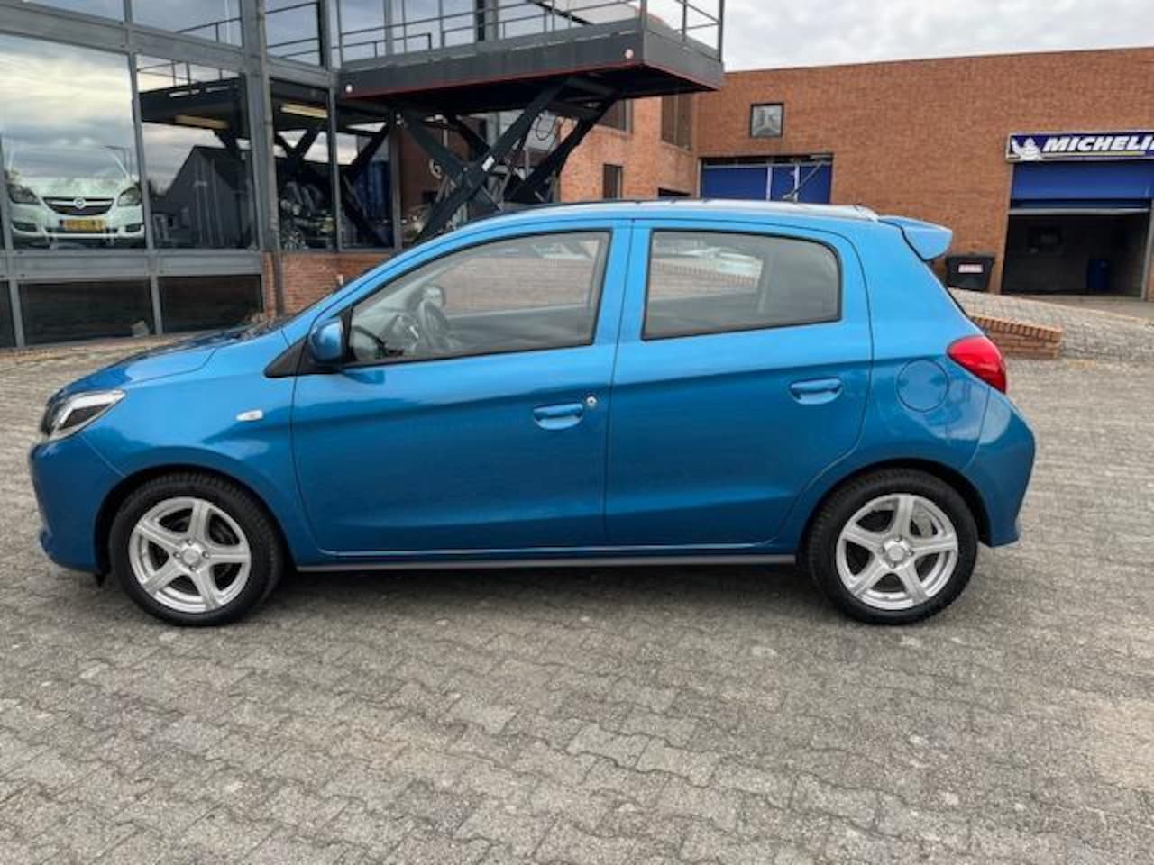 Mitsubishi Space Star - 1.2 Cool+ 1.2 cool+, nwe allseason banden , 1 jaar Bovag