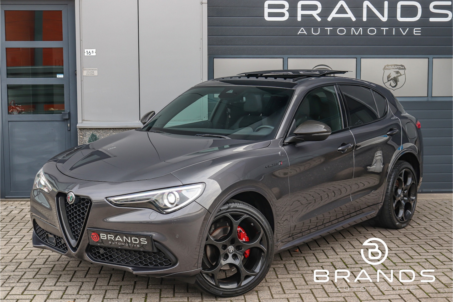 Alfa Romeo Stelvio - 2.0 Veloce Ti Q4 1e eig Full option Uniek Garantie - AutoWereld.nl
