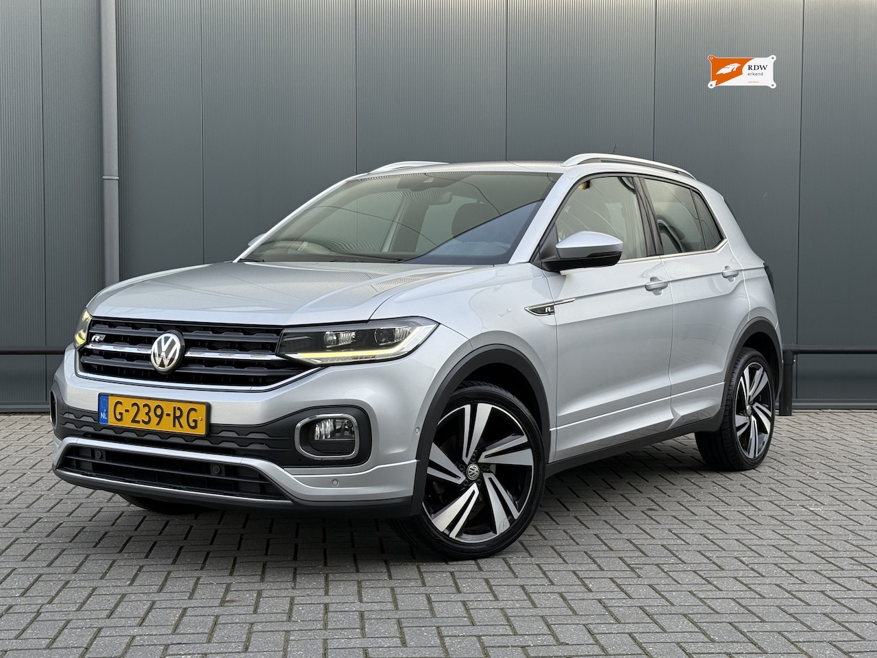 Volkswagen T-Cross - 1.0 TSI Style Business R 2x R-Line AUT | 2019 | Carplay | ACC | Camera | Navi | 18” - AutoWereld.nl