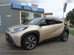 Toyota Aygo X - 1.0 VVT-i MT 72pk Pulse | CAMERA | MULTI MEDIA | LED | LMV | AIRCO