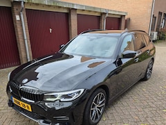 BMW 3-serie Touring - 330e G21 292pk