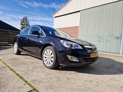 Opel Astra - 1.4 Turbo Cosmo