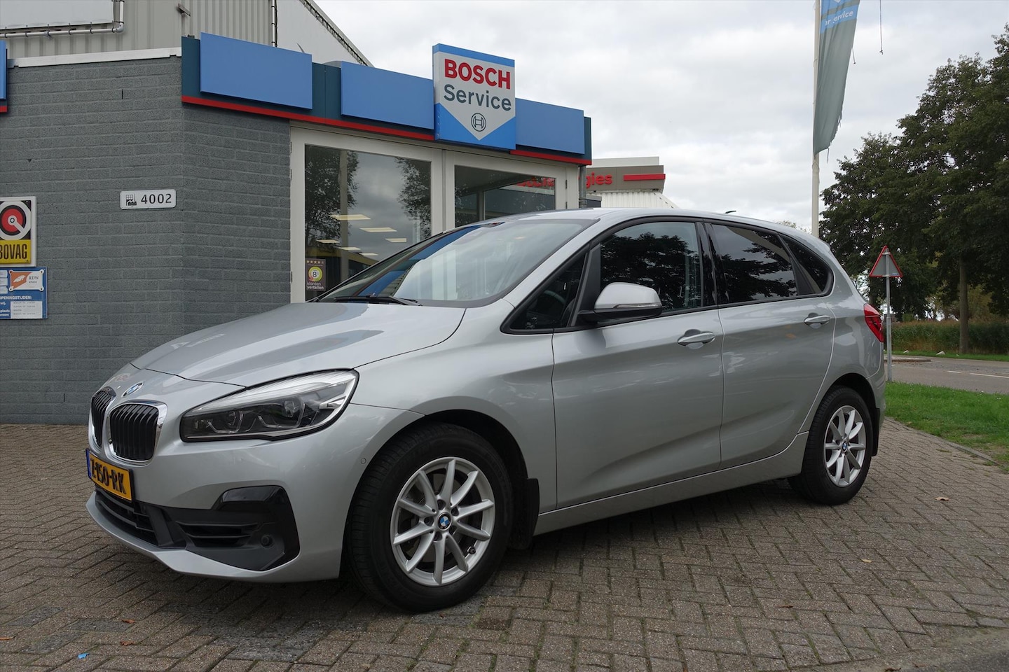BMW 2-serie Active Tourer - (f45) 220i 192pk Aut Steptronic Edition | LED | CAMERA | AFN TREKHAAK - AutoWereld.nl