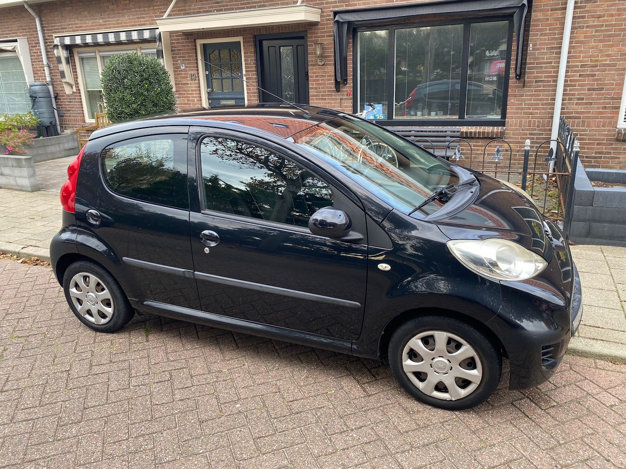 Peugeot 107 - 1.0-12V XS Goed onderhouden/Airco - AutoWereld.nl