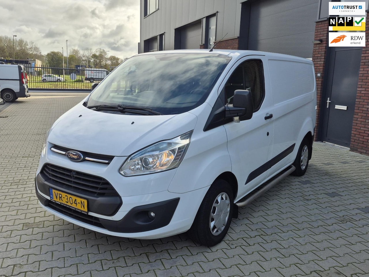 Ford Transit Custom - 270 2.2 TDCI L1H1 Trend nieuw apk - AutoWereld.nl