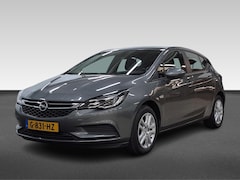 Opel Astra - 1.4 TURBO 150PK AUTOMAAT ONLINE EDITION NAVI TEL PDC ALARM NAP