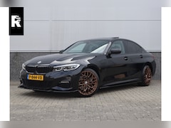BMW 3-serie - M-Sport 19inch / SOH91% / Glazen dak / HiFi / 50 Jahre / Camera / M Performance