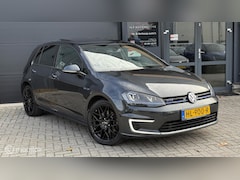 Volkswagen Golf - GTE 1.4 TSI | Panodak | 18” Black Velgen