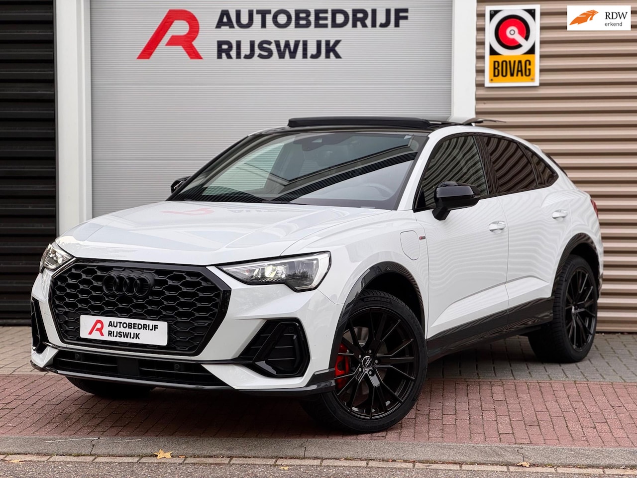 Audi Q3 Sportback - 45 TFSI e S Edition Pano/Elektr.stoel/Blindspot - AutoWereld.nl