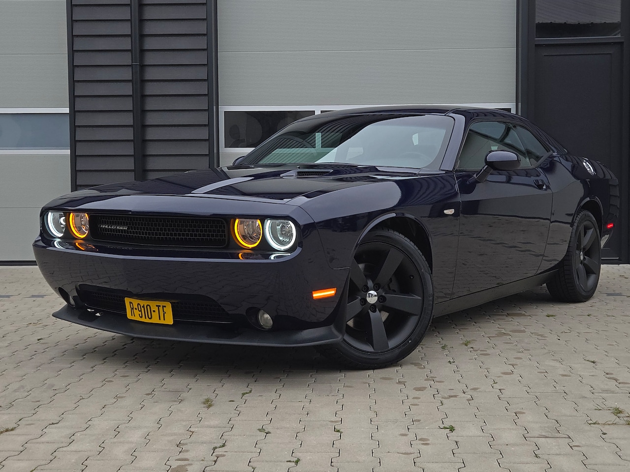 DODGE CHALLENGER
