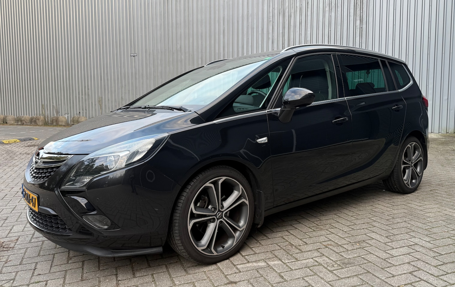 Opel Zafira Tourer - 1.6 CDTI Business+ - AutoWereld.nl