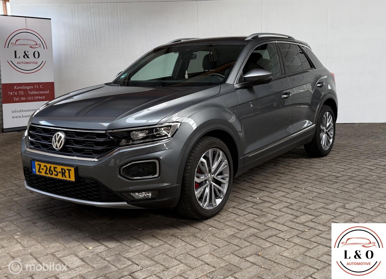 Volkswagen T-Roc - 1.5 TSI Sport. TREKHAAK - AUTOMAAT - AutoWereld.nl
