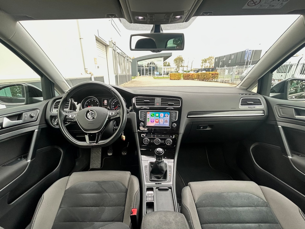 Volkswagen Golf - 1.2 TSI Highline CarPlay & Android Auto | Alcantara | Dealeronderhouden | Distributieriem vernieuwd - AutoWereld.nl