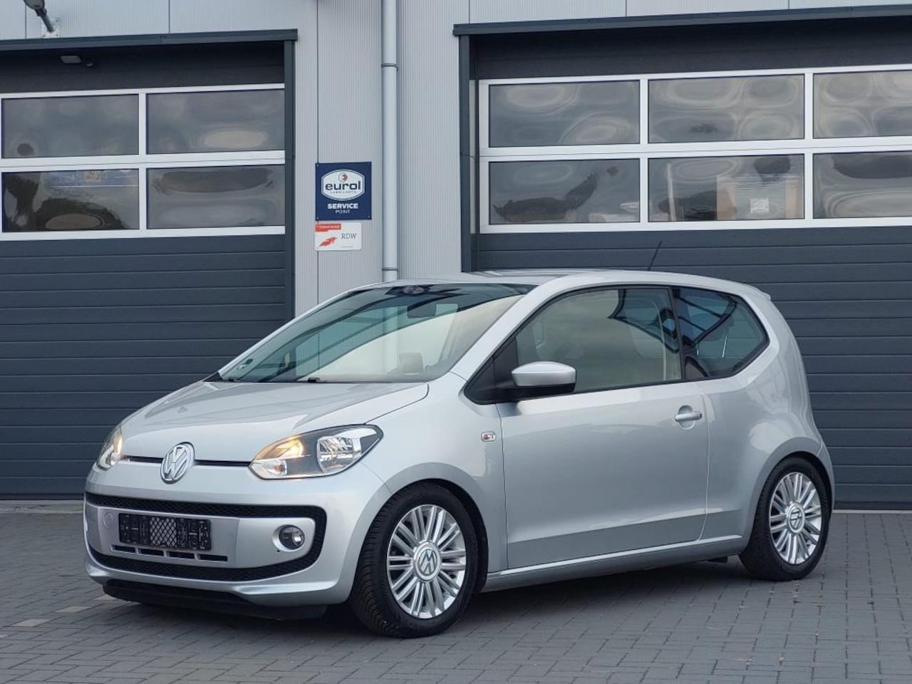 Volkswagen Up! - 1.0 move up! Airco | Stoelverwarming | | - AutoWereld.nl