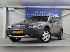 Volvo XC70 - 2.5 T Geartronic Comfort Line Trekhaak Zeer Netjes Garantie Nieuwe APK
