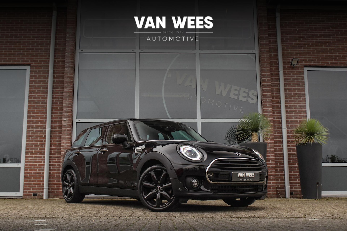 MINI Clubman - 1.5 Cooper F54 Facelift Business Edition | Automaat | 1e eigenaar | NL auto | Carplay | Ha - AutoWereld.nl