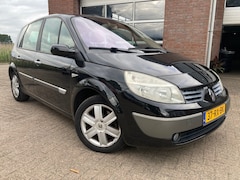 Renault Scénic - Scenic Luxe 2.0i Automaat, nieuwe distributie trekhaak