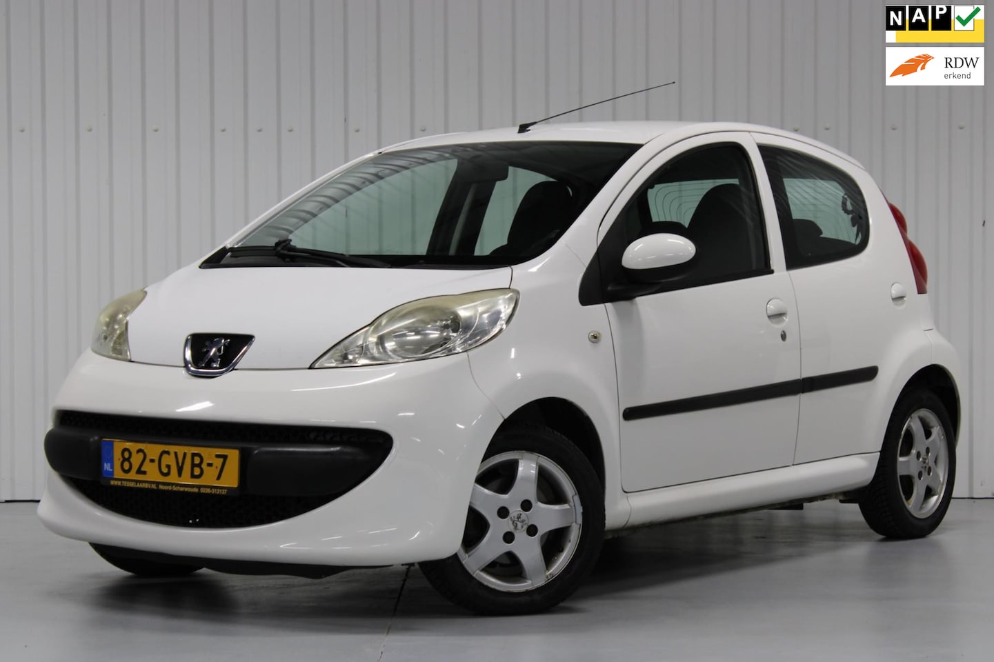 Peugeot 107 - 1.0-12V XS 1.0-12V XS - AutoWereld.nl