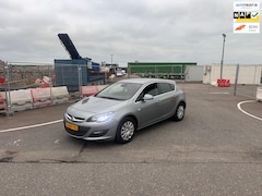 Opel Astra - 1.6 CDTi Design Edition Clima.Navi