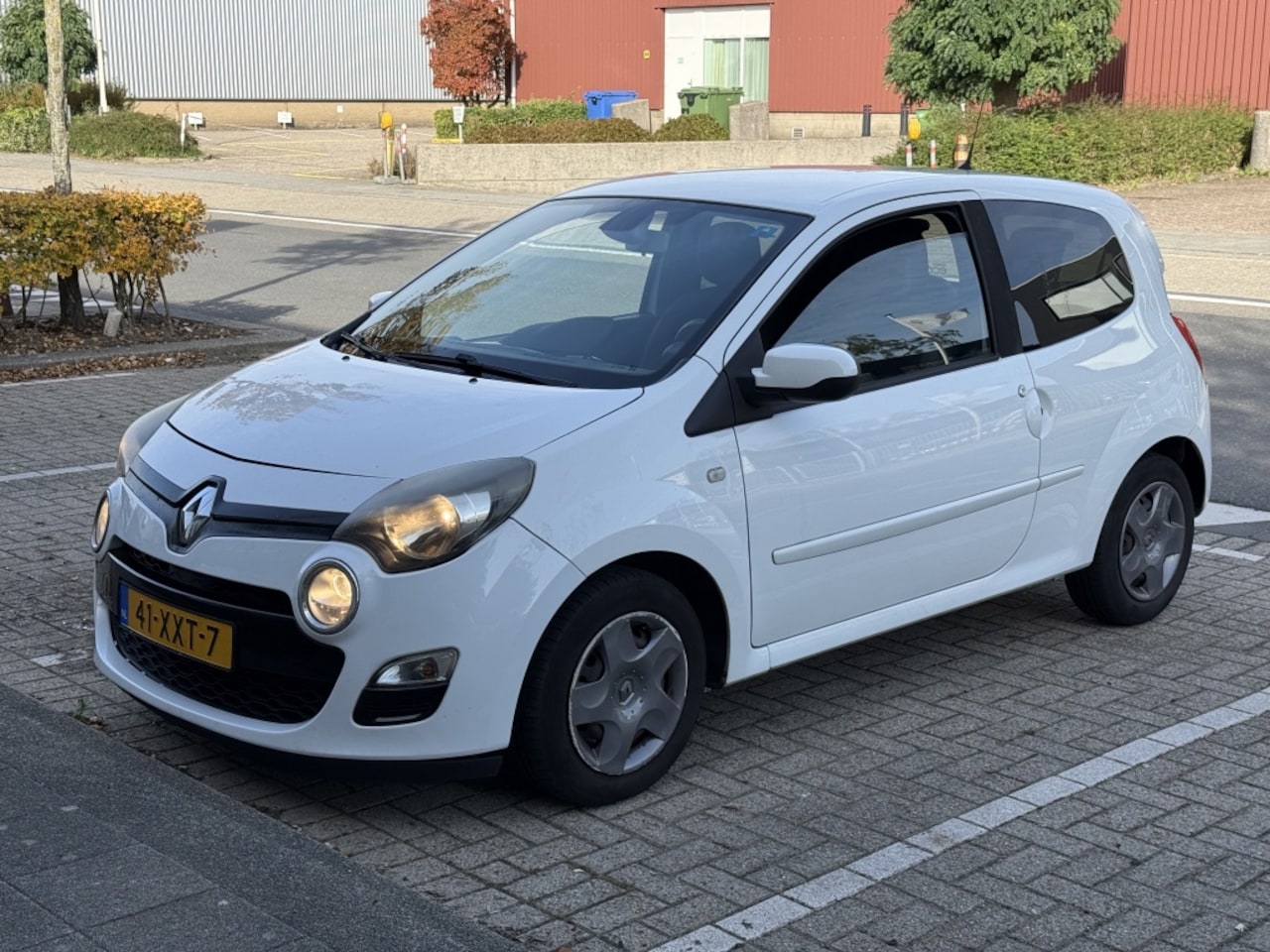 Renault Twingo - 1.2 Benzine 75PK Dynamique Phase 2 Clima Bluetooth - AutoWereld.nl