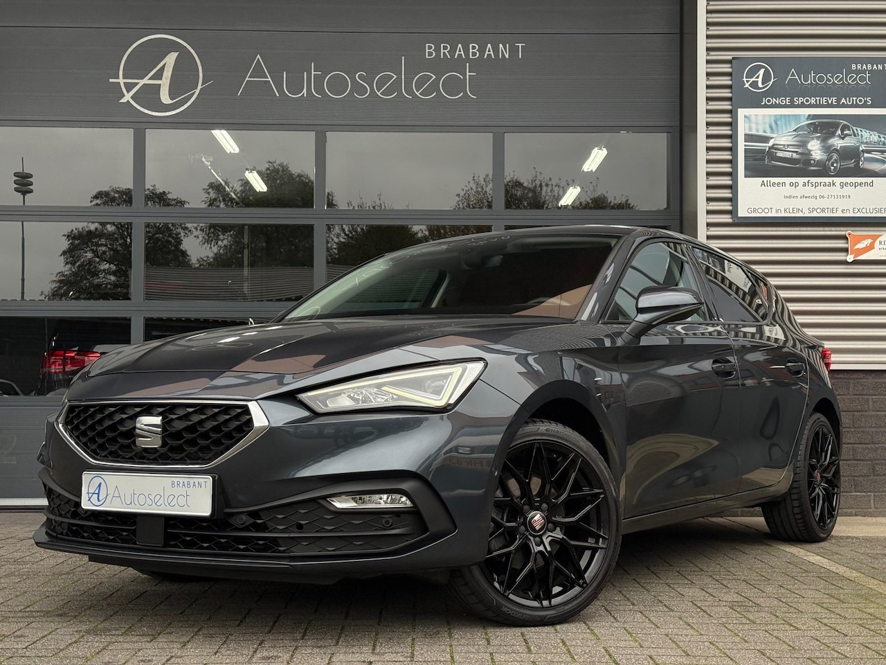 SEAT Leon - 1.5 TSI Style Navi Camera ACC - AutoWereld.nl