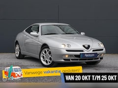 Alfa Romeo GTV - (916) 2.0 V6 Turbo Benzina Airco Documentatie