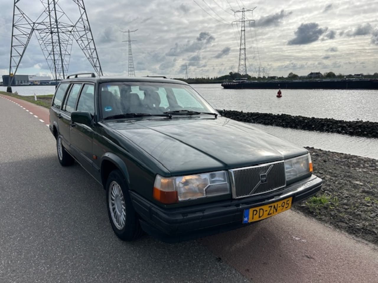Volvo 940 - 2.3 i.c. Estate nwe d-riem + nwe Apk airco trekhaak - AutoWereld.nl