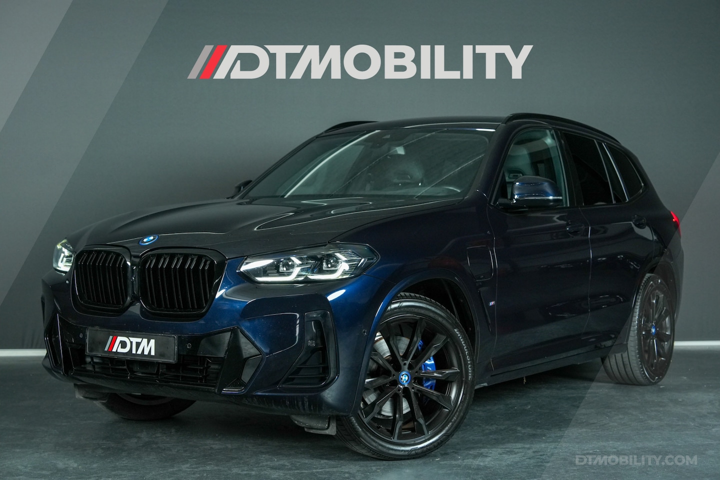 BMW X3 - xDrive30e High M-Sport | M-Seats | H/K | Pano - AutoWereld.nl
