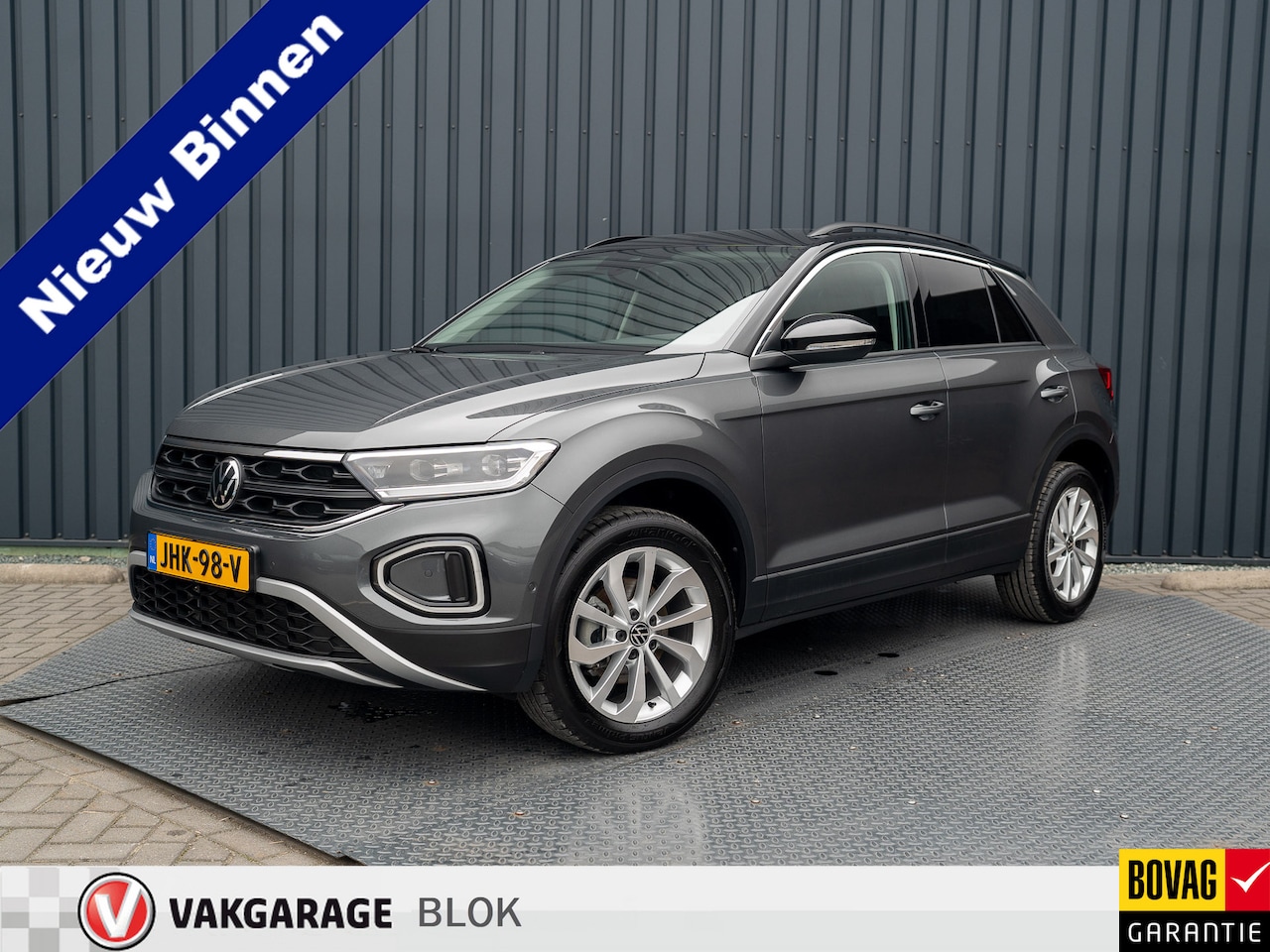 Volkswagen T-Roc - 1.5 TSI 150Pk Style | Two Tone | Side Assist | Camera | Keyless | IQ Light | Prijs Rijklaa - AutoWereld.nl
