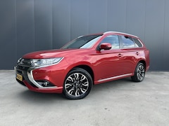Mitsubishi Outlander - 2.0 PHEV Executive Edition CAMERA ALCANTARA LED NAVI CRUISE ECC TREKHAAK