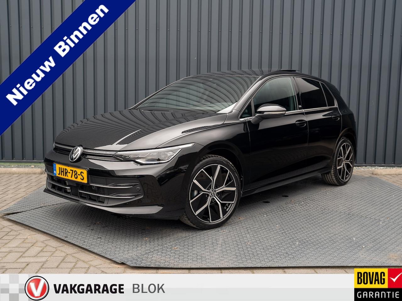 Volkswagen Golf - 1.5 eTSI 50 Edition | Panodak | Head Up | Stoelgeheugen | Trekhaak Elk. Wegkl. | Harman/ K - AutoWereld.nl