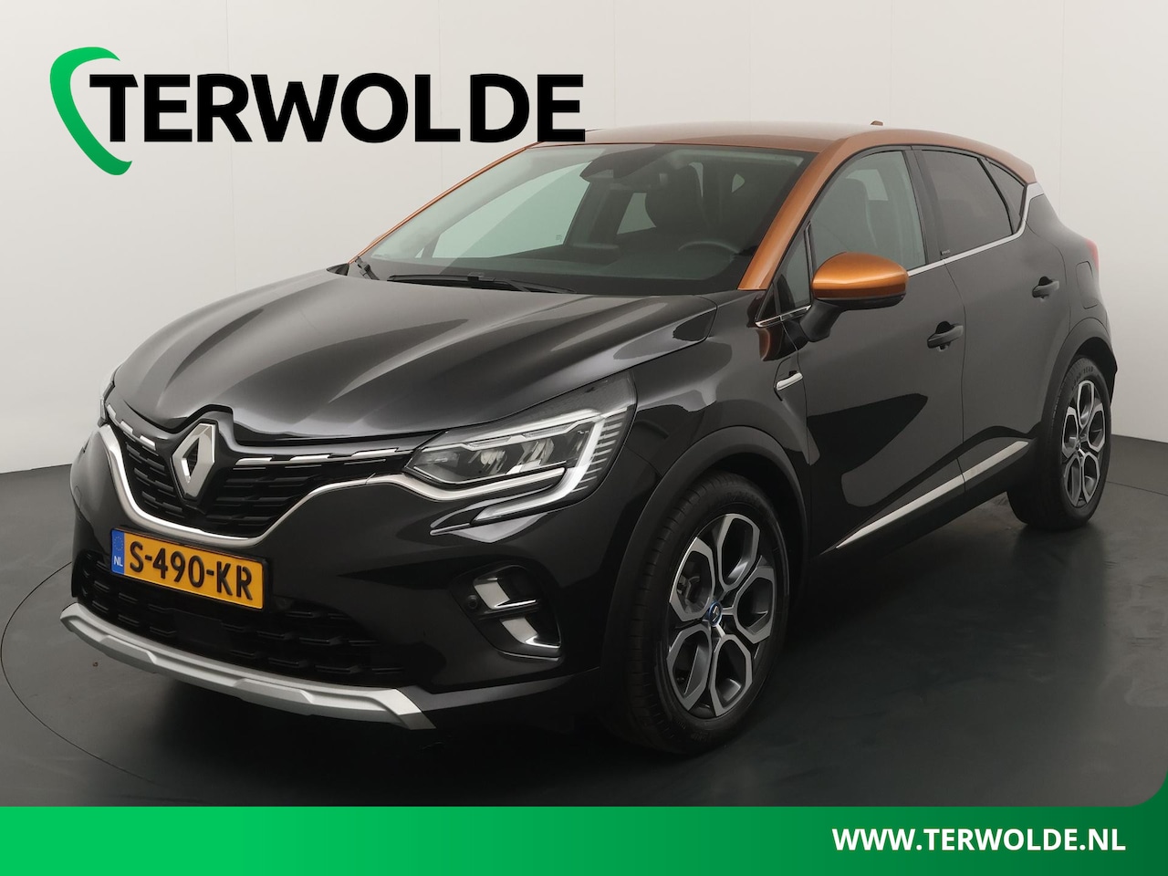Renault Captur - 1.6 E-Tech Plug-in Hybrid 160 Intens | Groot Navi | 18" velgen | - AutoWereld.nl