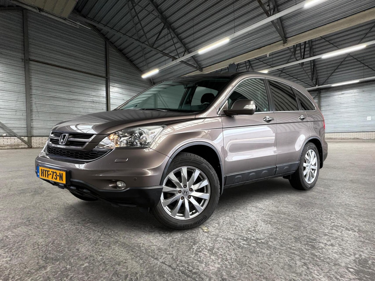 Honda CR-V - 2.0 Elegance A/T | Trekhaak | Onderhoud | 2 Sets Velgen - AutoWereld.nl