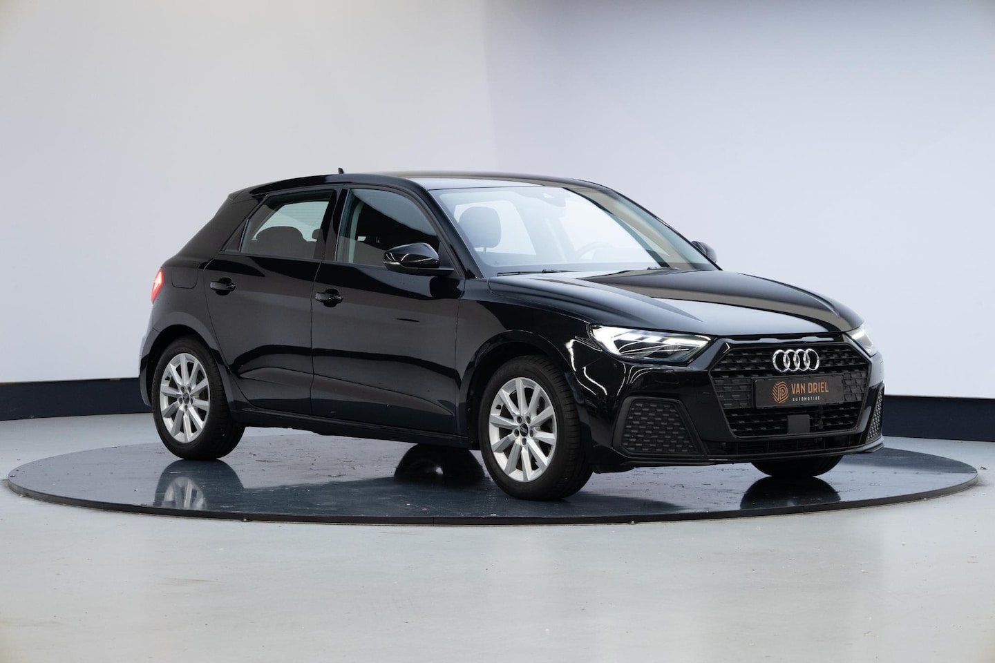 Audi A1 Sportback - 30 TFSI Pro Line | Led | 16 Inch | - AutoWereld.nl