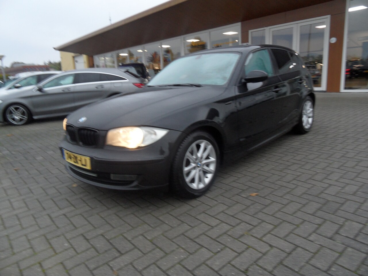 BMW 1-serie - 118i Executive Automaat - AutoWereld.nl