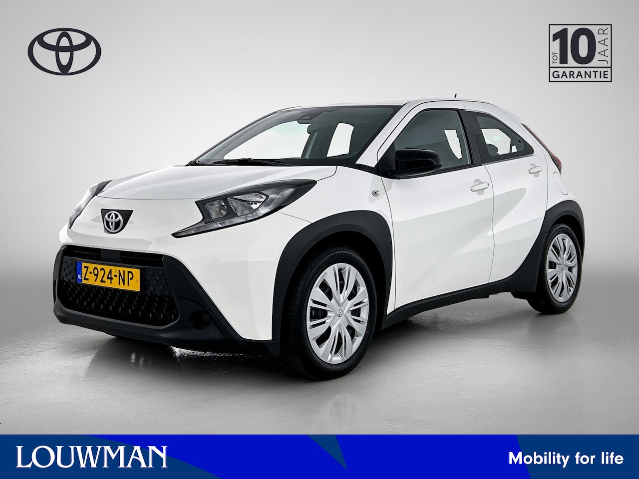 Toyota Aygo X - 1.0 VVT-i MT play 1.0 VVT-i MT Play - AutoWereld.nl