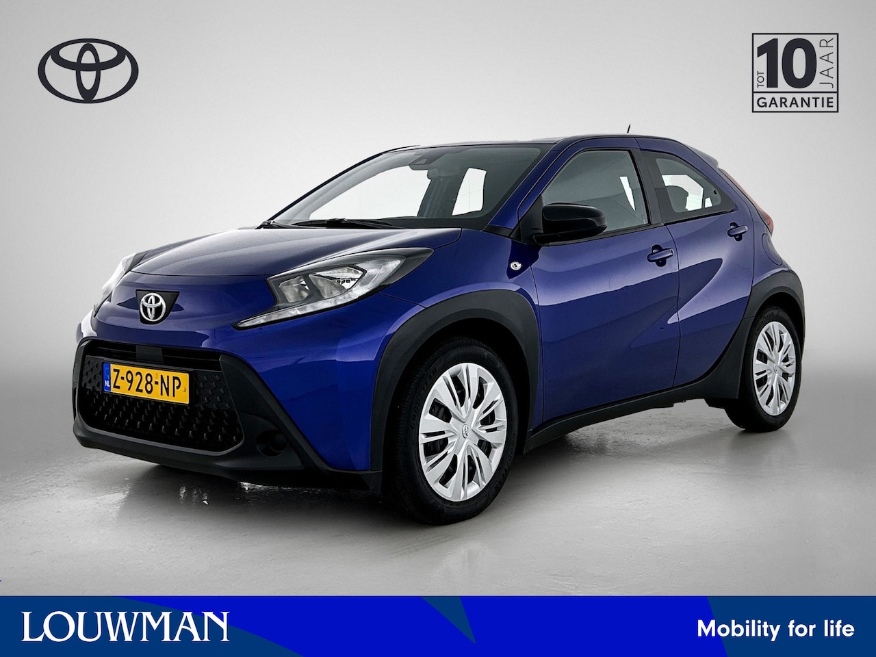 Toyota Aygo X - 1.0 VVT-i MT play 1.0 VVT-i MT Play - AutoWereld.nl