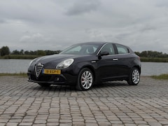 Alfa Romeo Giulietta - 1.4 T Distinctive|Org. NL|Bluetooth|170PK