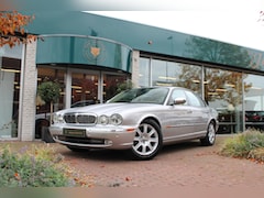 Jaguar XJ - 4.2 V8 Sovereign LWB